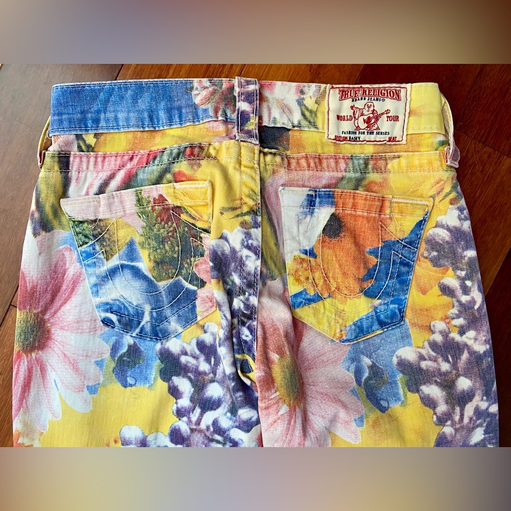 ✨HOST PICK✨ True Religion Casey Floral Skinny Jeans. Size 25 - Picture 8 of 11